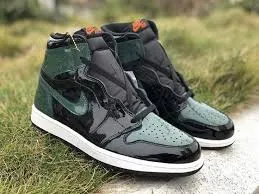 images - 2025-12-18T194453.711.webp