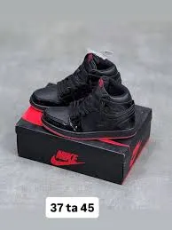 Air Jordan 1 Low SP Gina